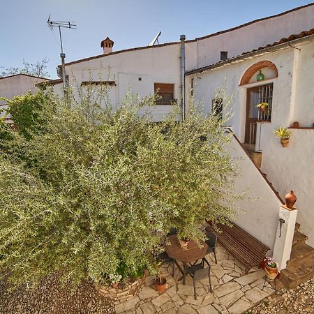 El Tragaluz - Casas en el pueblo para 4 personas Fuenteheridos Bagian luar foto